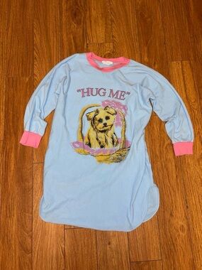 Vintage 80s Nightgown with a cute dog design
